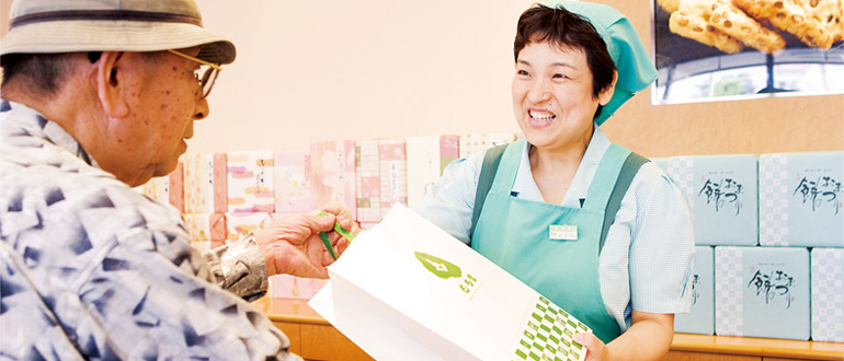 もち吉について - もち吉ブランドにふさわしい最高のものを、すべてに追求。