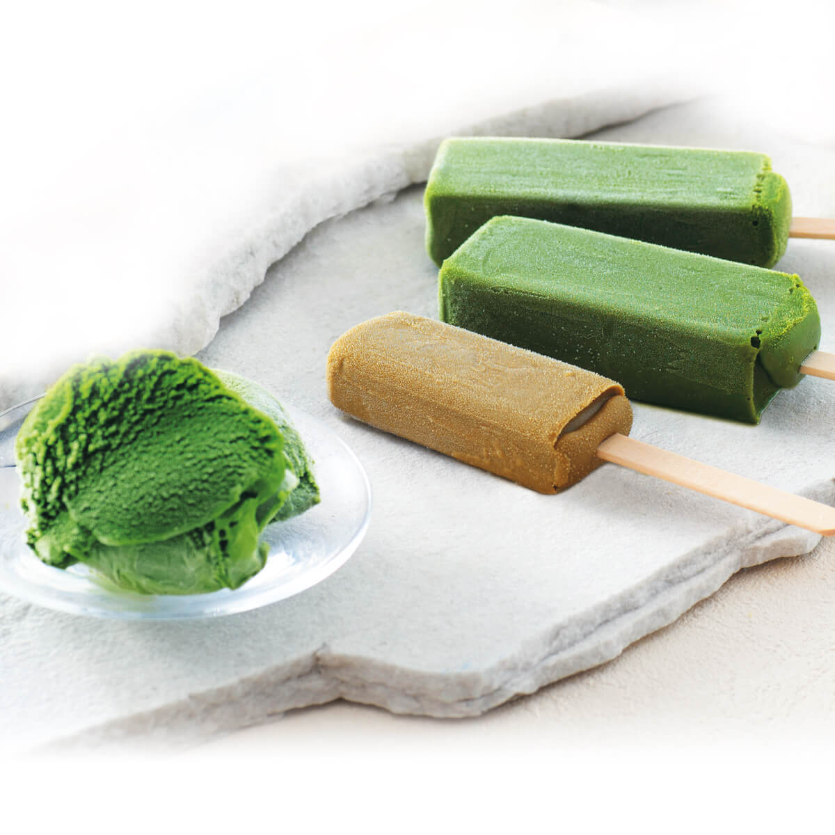 送料込み 冷凍 プレミアムギフトセット 8本 4個 もち吉 あられ おせんべい おかき 和菓子のお店 送料込み 冷凍 プレミアムギフトセット 8本 4個 もち吉 あられ おせんべい おかき 和菓子のお店