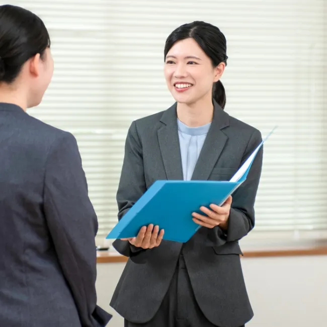 店舗企画社員の写真